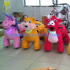 Chine Hansel amusement walking plush animal horse electric plush scooter fournisseur