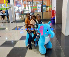 Chine Hansel  plush walking bull electric stuffed animals go kart for indoor game center fournisseur