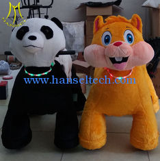 Chine Hansel amusement toy battery operated walking stuffed ride on stuffed animals fournisseur