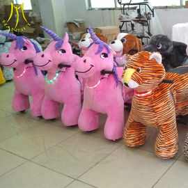 Hansel children electric stuffed walking battery operated ride on animals fournisseur