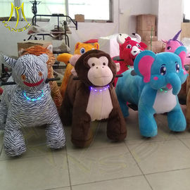 Hansel amusement children ride on plush battery operated walking animals fournisseur