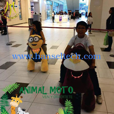 Hansel amusement park battery powered walking stuffed animals fournisseur