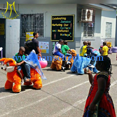 Hansel amusement children game electric walking motorized plush animal fournisseur