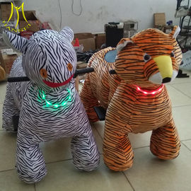 Hansel hot-selling coin operated mountable animal walking plush electric ride for children fournisseur